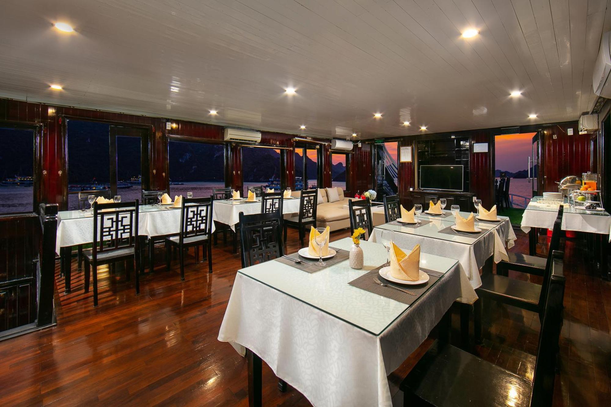 Du thuyền Fantasea Hotel Hạ Long Ngoại thất bức ảnh