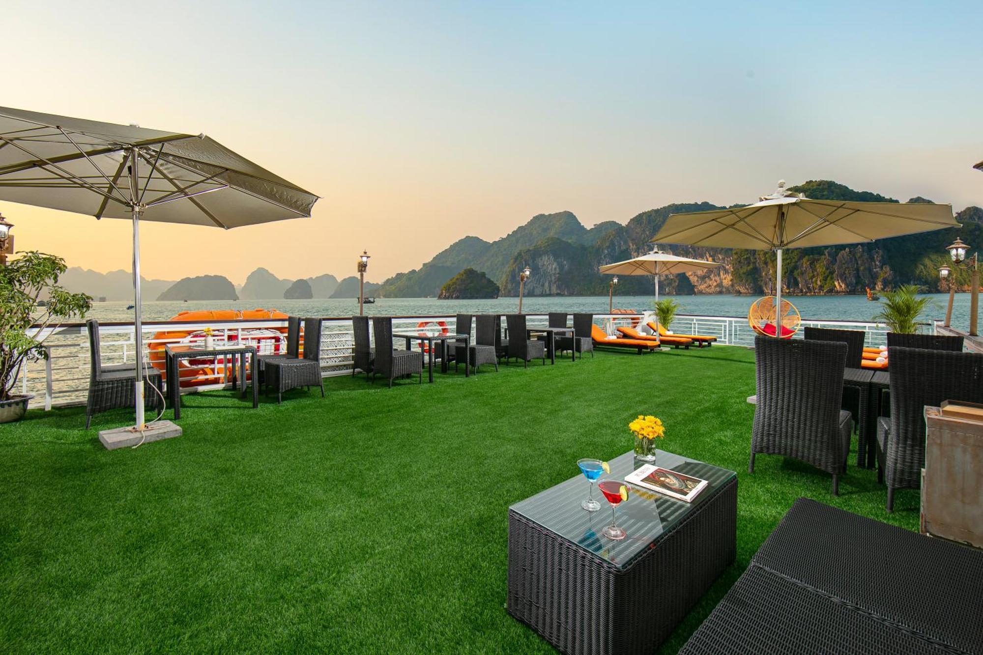 Du thuyền Fantasea Hotel Hạ Long Ngoại thất bức ảnh